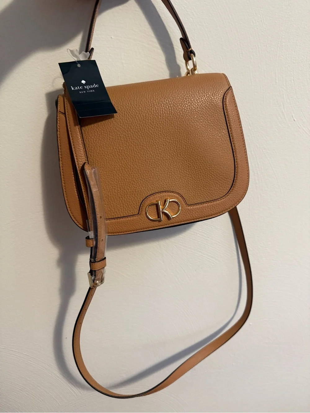 Kate Spade Pebble Leather Shoulder Bag in Tan